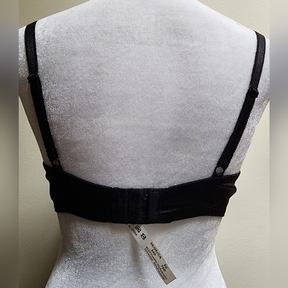 Gorgeous Black Lace Demi Cup Bra Size 34D ♥︎ Underwire Bra ♥︎ - Picture 2 of 11